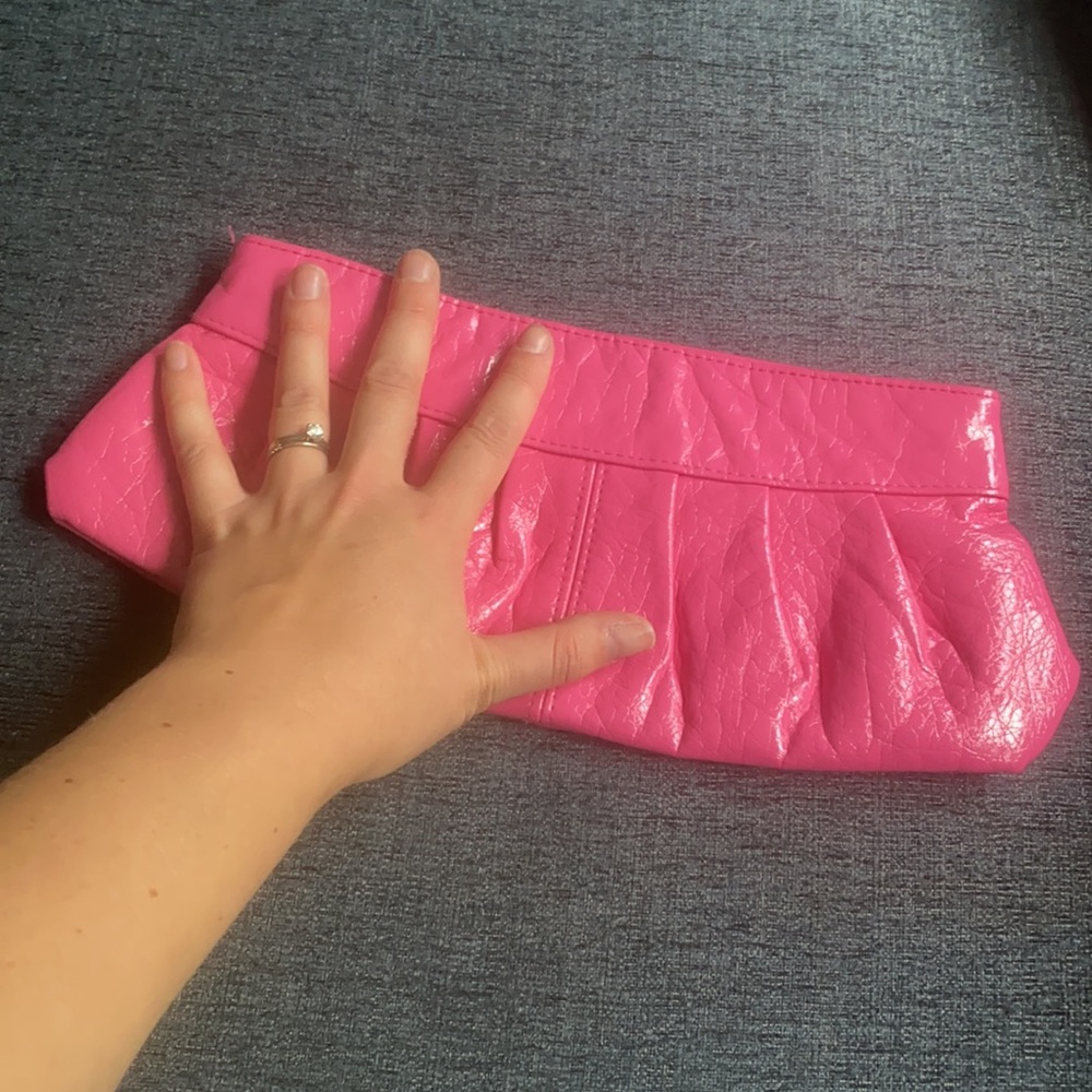 Pink purse - Picture 3 of 3